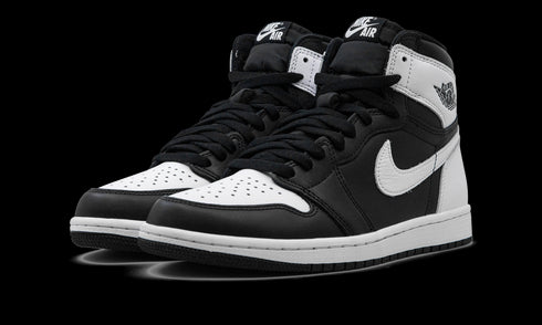 Air Jordan 1 Retro High OG "Reverse Panda"